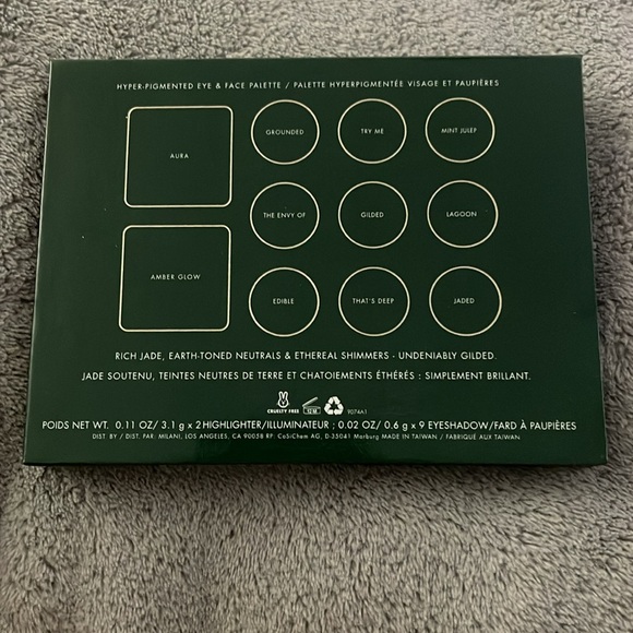 Milani: Gilded Jade Hyper-Pigmented Eye & Face Palette: New! 💚 - Picture 4 of 4